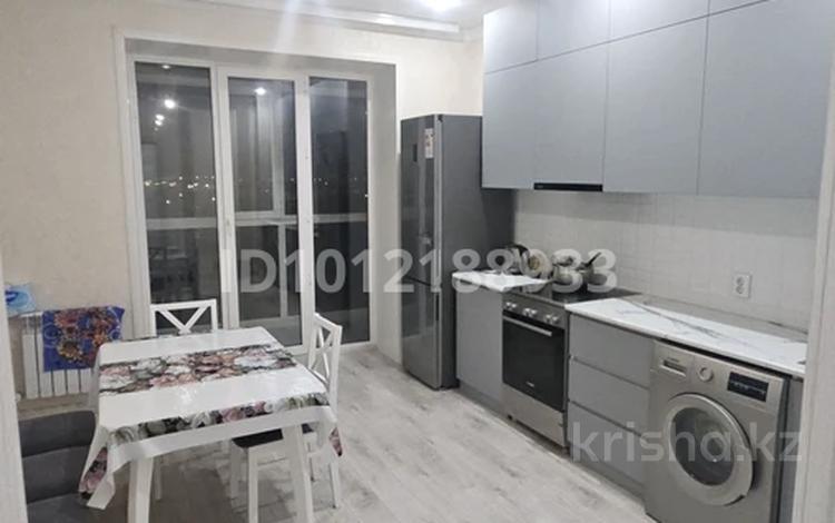 3-комнатная квартира · 85 м² · 7/9 этаж, ул. Сабита Муканова 82 за 45 млн ₸ в Караганде — фото 2