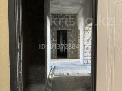3-комнатная квартира · 130 м² · 5/8 этаж, 32А мкр 4 — 29 школа, Есенов универ, строительный рынок Жайык за 36 млн ₸ в Актау