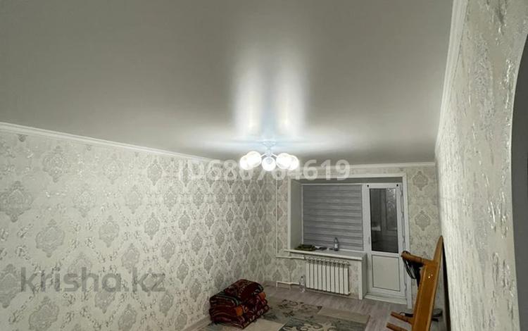 2-комнатная квартира, 44 м², Раскова за 16 млн 〒 в Жезказгане — фото 2