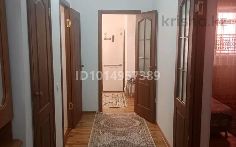 2-бөлмелі пәтер · 57 м² · 1/5 қабат, Жаналык Абдрахманова 21, бағасы: 26 млн ₸ в  — фото 2