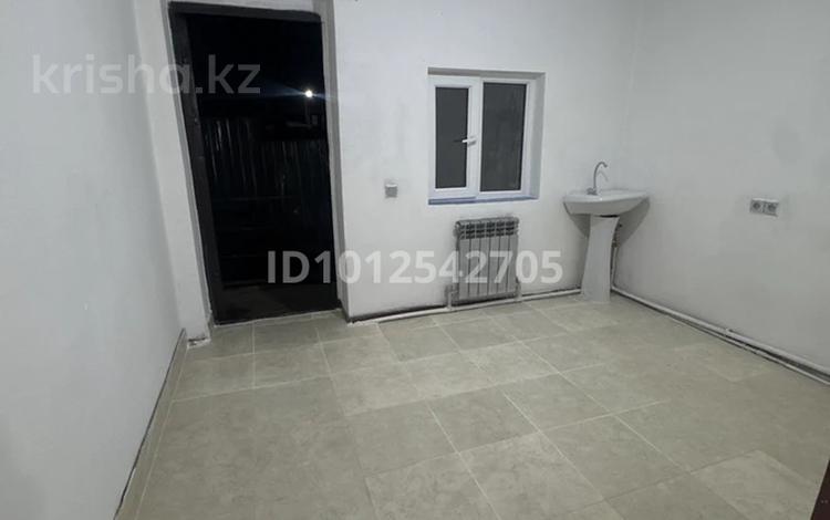 2-комнатная квартира · 30 м², Аксай-Саялы — Вдоль трассы первый дом за 45 000 ₸ в Кыргауылдах — фото 2