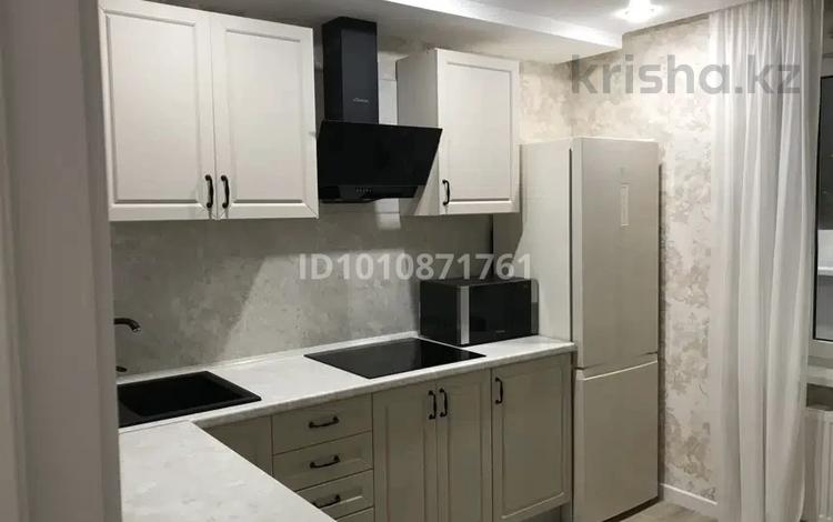1-комнатная квартира · 45 м² · 6/10 этаж, Каныша Сатпаева 55/1 — За драм театром за 13 000 ₸ в Усть-Каменогорске — фото 2