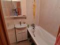 2-комнатная квартира · 45 м² · 3/5 этаж, Акмурзина 1 — Район ДВД за 130 000 ₸ в Уральске — фото 3