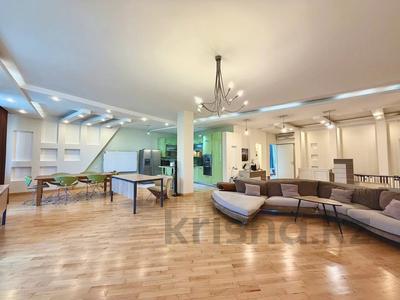 4-комнатная квартира · 204 м² · 5/9 этаж, Фурманова 63 — Снегина за 1 млн 〒 в Алматы, Медеуский р-н
