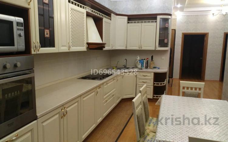 3-комнатная квартира · 104 м² · 4/8 этаж, Кабанбай Батыра 13 — Кабанбай батыр@Сарайшык за 400 000 ₸ в Астане, Нура р-н — фото 2