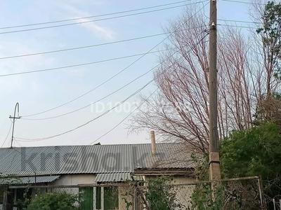 Жер үй мен саяжайлар в Улытау обл.: Үйдің бір бөлігі · 3 бөлме · 99 м² · 4.99 сот., Акдала — Остановка рядом , магазин, бағасы: 7.5 млн 〒 Үйдің бір бөлігі · 3 бөлме · 99 м² · 4.99 сот., Акдала — Остановка рядом , магазин, бағасы: 7.5 млн 〒 в Жезказгане
