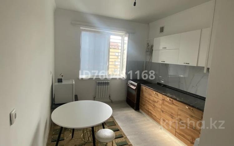 2-комнатная квартира · 52 м² · 4/5 этаж, мкр Туран 25В за 150 000 ₸ в Шымкенте, Каратауский р-н — фото 11