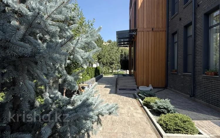 Отдельный дом · 6 комнат · 400 м² · 6.5 сот., мкр Юбилейный — ул Кайсенова за 620 млн ₸ в Алматы, Медеуский р-н — фото 2