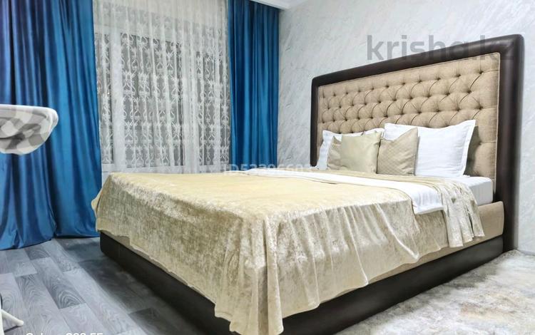2-комнатная квартира · 52 м² · 2/4 этаж, Абылай Хана — Райымбека за 16 000 ₸ в Алматы, Алмалинский р-н — фото 170
