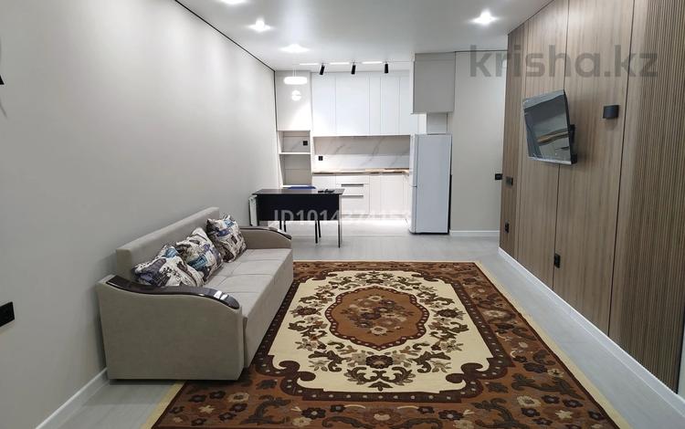 1-комнатная квартира · 43 м² · 3/10 этаж, Бухтарминская 64 за 250 000 ₸ в Алматы, Медеуский р-н — фото 2
