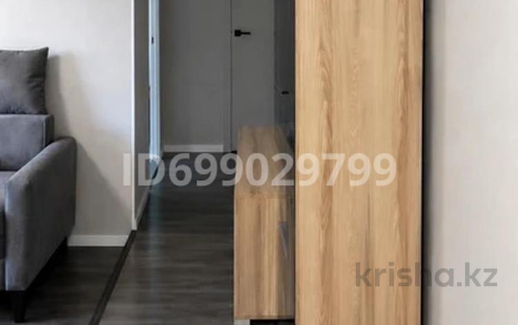 3-бөлмелі пәтер · 58 м² · 2/9 қабат, Жаңа қала ш/а., Нуркена Абдирова 19, бағасы: 29 млн ₸ в Караганде, Казыбек би р-н — фото 2