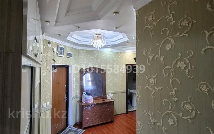 2-бөлмелі пәтер · 110 м² · 5/9 қабат, 15-ш/а., бағасы: 300 000 ₸ в Актау, 15-й мкр — фото 2