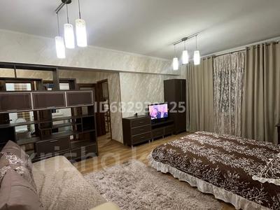 1-бөлмелі пәтер · 38 м² · 3/5 қабат, Макатаева 81 — Панфилова, бағасы: 16 000 ₸ в Алматы, Алмалинский р-н