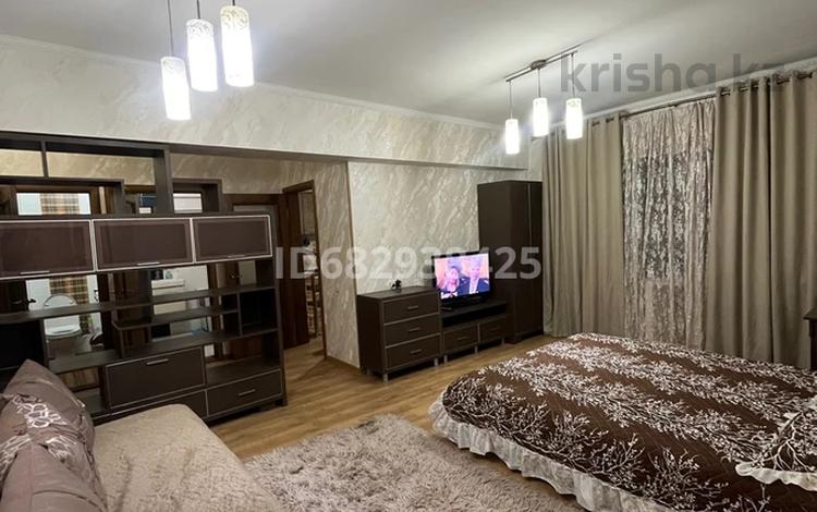 1-бөлмелі пәтер · 38 м² · 3/5 қабат, Макатаева 81 — Панфилова, бағасы: 15 000 ₸ в Алматы, Алмалинский р-н — фото 16