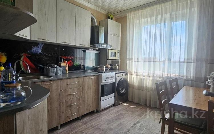2-бөлмелі пәтер · 54 м² · 9/9 қабат, Гүлдер 3 ш/а. 16, бағасы: 18.5 млн ₸ в Караганде, Казыбек би р-н — фото 9