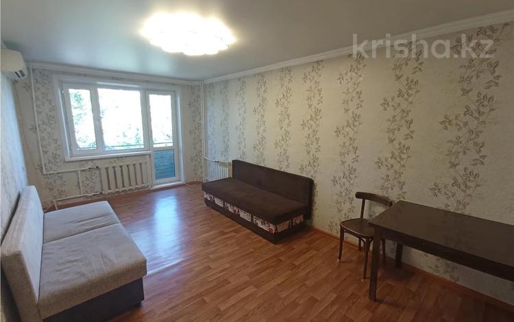 3-комнатная квартира · 63 м² · 4/5 этаж, мкр Юго-Восток, Муканова — КарГУ, Университетская за 24 млн ₸ в Караганде, Казыбек би р-н — фото 4
