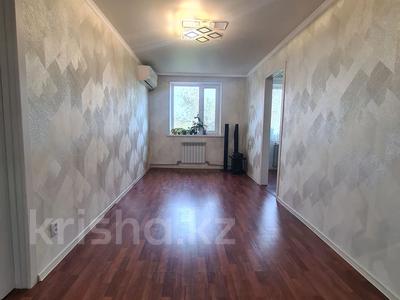 4-комнатная квартира · 76 м² · 5/5 этаж, Микрорайон Каратау за 17.4 млн 〒 в Таразе