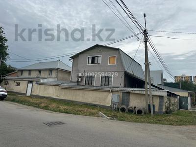 Отдельный дом · 5 комнат · 230 м² · 8 сот., мкр Алтын Бесик 2 — Ближе толе би за 100 млн ₸ в Алматы, Ауэзовский р-н