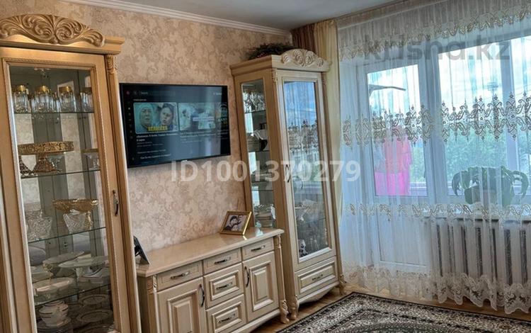 3-бөлмелі пәтер · 63.7 м² · 4/5 қабат, Засядко 38 — М-н Хрусталь, аптека Урга, бағасы: 30.2 млн ₸ в Семее — фото 2