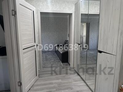 3-комнатная квартира, 63 м², 2/5 этаж, Поповича 3 — Поповича 3 за 16 млн 〒 в Уральске