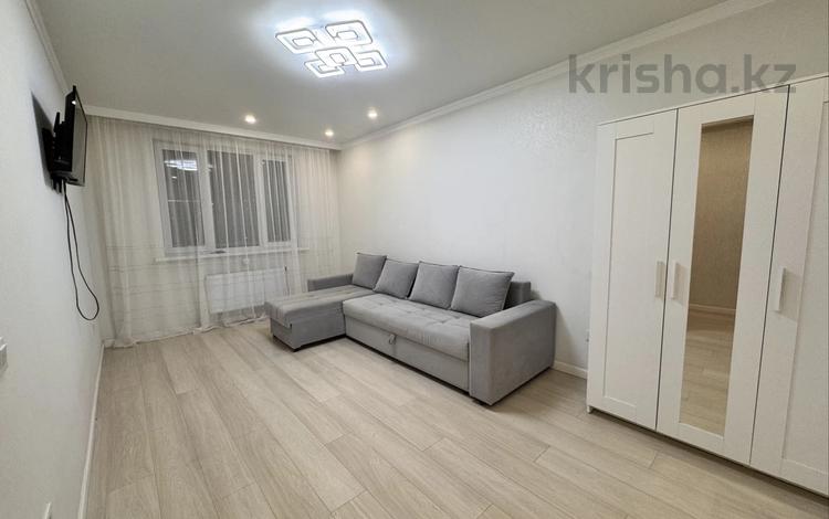 1-комнатная квартира · 37 м² · 8/12 этаж, Казыбек би 13 за 250 000 ₸ в Астане, Нура р-н — фото 7