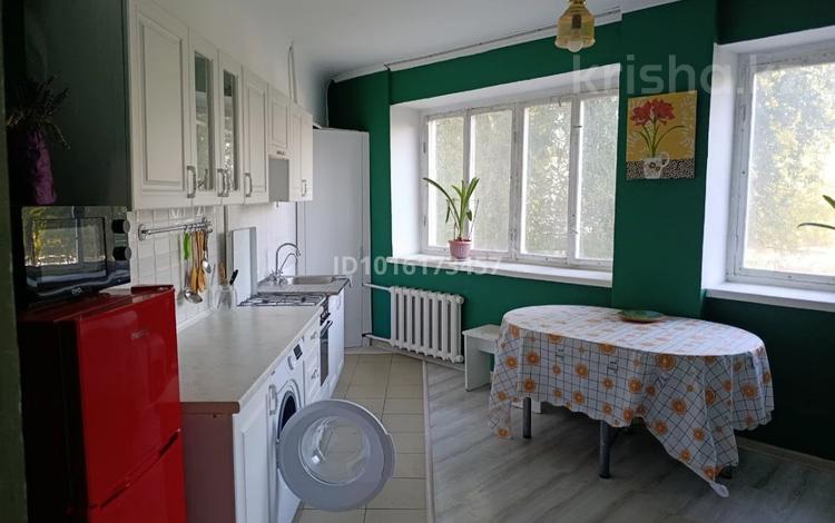 2-бөлмелі пәтер · 56.9 м² · 2/5 қабат, Сайран ш/а., ул. Утеген батыра 73 — ул. Кабдола, бағасы: 300 000 ₸ в Алматы, Ауэзовский р-н — фото 4