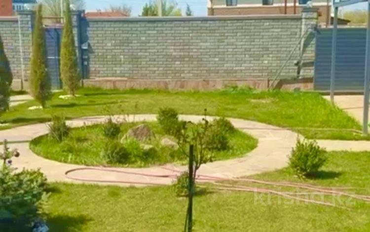 Отдельный дом · 6 комнат · 225 м² · 6.5 сот., Кастеева за 180 млн 〒 в  — фото 37