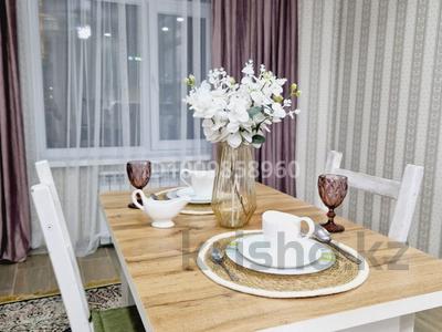 2-бөлмелі пәтер · 60 м² · 2/9 қабат, 17-й мкр 46, бағасы: 170 000 〒 в Актау