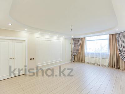 4-комнатная квартира, 168 м², 5/6 этаж, мкр Мамыр-3 за 93 млн 〒 в Алматы, Ауэзовский р-н