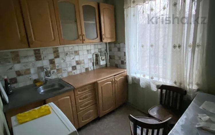 3-комнатная квартира, 65 м², 3/5 этаж помесячно, Назарбаева 116 за 120 000 〒 в Талдыкоргане — фото 13