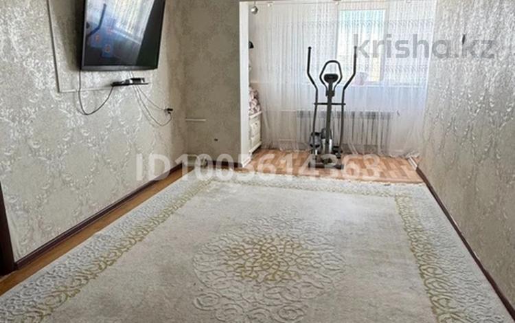 3-бөлмелі пәтер · 52 м², Самал 28, бағасы: 10 млн ₸ в Жанаозен — фото 2