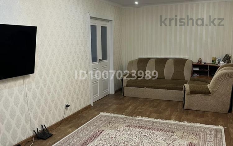 2-комнатная квартира · 64 м² · 5/9 этаж, мкр Болашак, Бокенбай Батыра 131Г за 22 млн 〒 в Актобе — фото 2