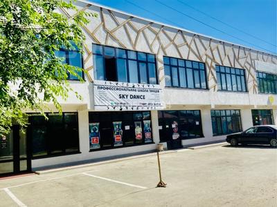 Свободное назначение, офисы, магазины и бутики, склады, салоны красоты, фитнес и спорт, медцентры и аптеки, образование, развлечения, конференц-залы, кабинеты и рабочие места, студии · 100 м² за 400 000 〒 в Каскелене