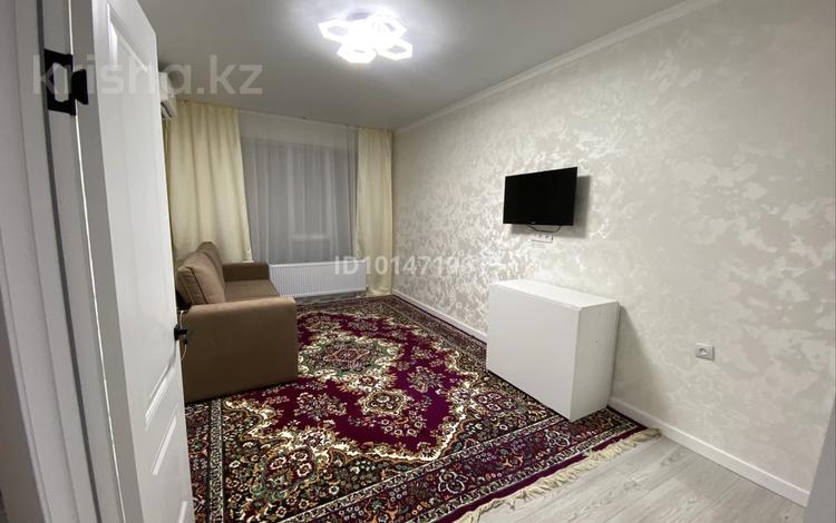 1-комнатная квартира · 36.8 м² · 9/9 этаж, мкр Шугыла улица Сакен Жунисов д.2/25 кор.11,кв,58 за 200 000 ₸ в Алматы, Наурызбайский р-н — фото 2