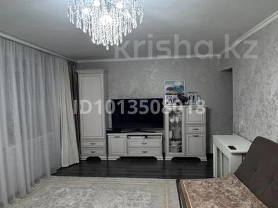 2-бөлмелі пәтер · 60 м² · 4/10 қабат, Казыбек би 36, бағасы: 30 млн ₸ в Усть-Каменогорске
