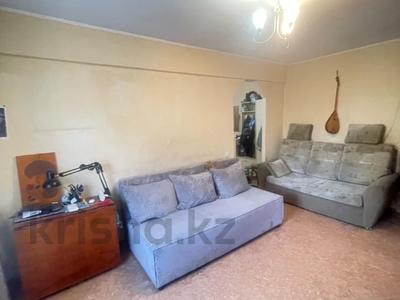 4-бөлмелі пәтер · 53 м² · 3/5 қабат, Михаэлиса 11, бағасы: 23 млн ₸ в Усть-Каменогорске