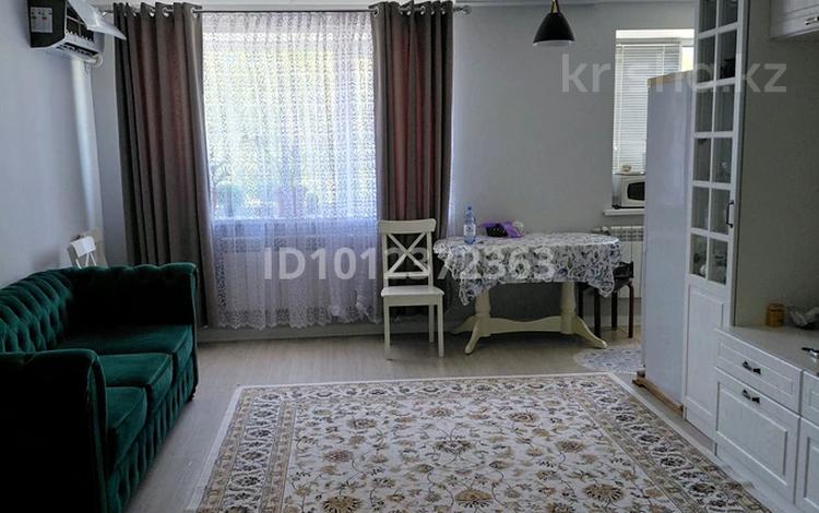 2-бөлмелі пәтер · 45 м² · 3/5 қабат, Просп. Мухтара Ауэзова 29 — Стадиона, бағасы: 220 000 ₸ в Атырау, мкр Авангард-2 — фото 2