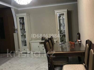 3-комнатная квартира, 57 м², 2/5 этаж, Глинки 54А за 21 млн 〒 в Семее