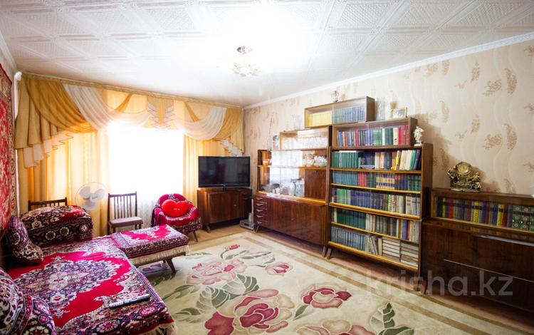 2-комнатная квартира, 56 м², 4/4 этаж, Жансугурова за 13.4 млн 〒 в Талдыкоргане — фото 2
