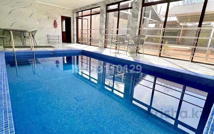Дача · 5 комнат · 200 м², мкр Достык , Транспортная 20 за 100 000 ₸ в Шымкенте, Абайский р-н — фото 10