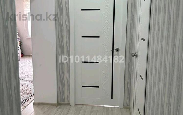 1-бөлмелі пәтер · 48 м² · 2/6 қабат, мкр. Алтын орда, Мкрн Батыс-2 29/1 — Автоцон, бағасы: 14.5 млн ₸ в Актобе — фото 2
