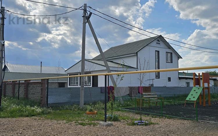 Отдельный дом · 6 комнат · 127 м² · 10 сот., Есиль 50а — Сарыарка за 39 млн ₸ в Талапкер  — фото 2