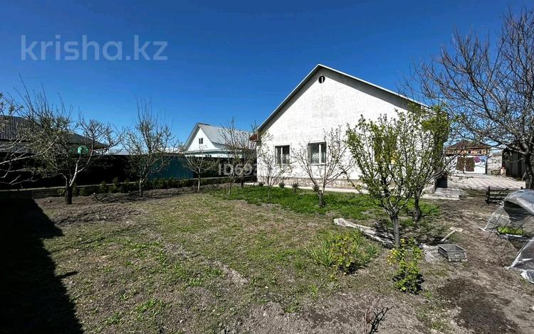 5-комнатный дом помесячно, 140 м², 8 сот., Айғаным Ақан сері 28 28 за 500 000 〒 в Айганыме — фото 20