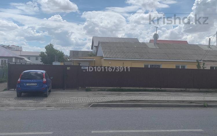 Отдельный дом · 2 комнаты · 50 м² · 4.52 сот., Жарбосынов 90/1 — Улица Baizaar, напротив СТО Auto house за 22 млн ₸ в Атырау — фото 3