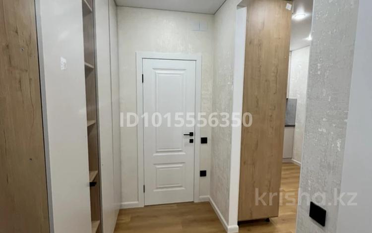 1-комнатная квартира · 36.7 м² · 2/9 этаж, мкр Шугыла, Жунисова 2/25 за 25.3 млн ₸ в Алматы, Наурызбайский р-н — фото 2