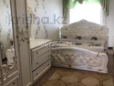 Пәтерлер в Улытау обл.: 3-бөлмелі пәтер · 63 м² · 5/5 қабат, Сатпаева 61а, бағасы: 250 000 〒 3-бөлмелі пәтер · 63 м² · 5/5 қабат, Сатпаева 61а, бағасы: 250 000 〒 в Жезказгане