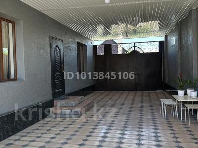 Часть дома · 1 комната · 40 м² · 3 сот., 3-й микрорайон 11/2 — Около автонур базара и больницы роща за 100 000 ₸ в Шымкенте, Туран р-н