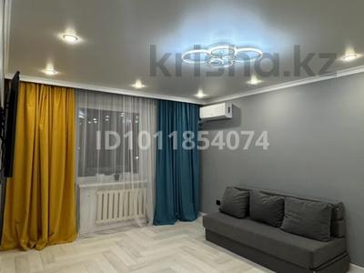 2-бөлмелі пәтер · 51 м² · 5/9 қабат, просп. Абая 108, бағасы: 22 млн ₸ в Уральске, мкр Школьник