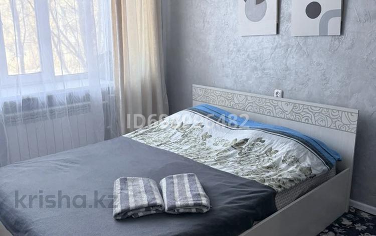 1-комнатная квартира · 30 м² · 2/5 этаж, Пришахтинск, Пришахтинск, 23й микрорайон 27 за 9 000 ₸ в Караганде, Алихана Бокейханова р-н — фото 16