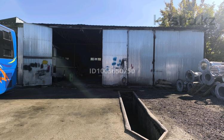 Свободное назначение, склады, студии · 300 м² за 650 000 〒 в Алматы, Жетысуский р-н — фото 2